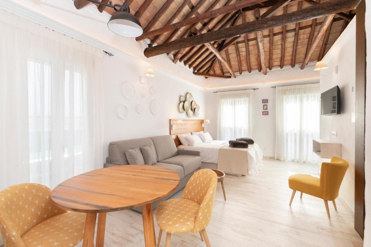 Casa Azul - Boutique Apartments By Casa Del Patio (Adults Only) إِستيبونا المظهر الخارجي الصورة